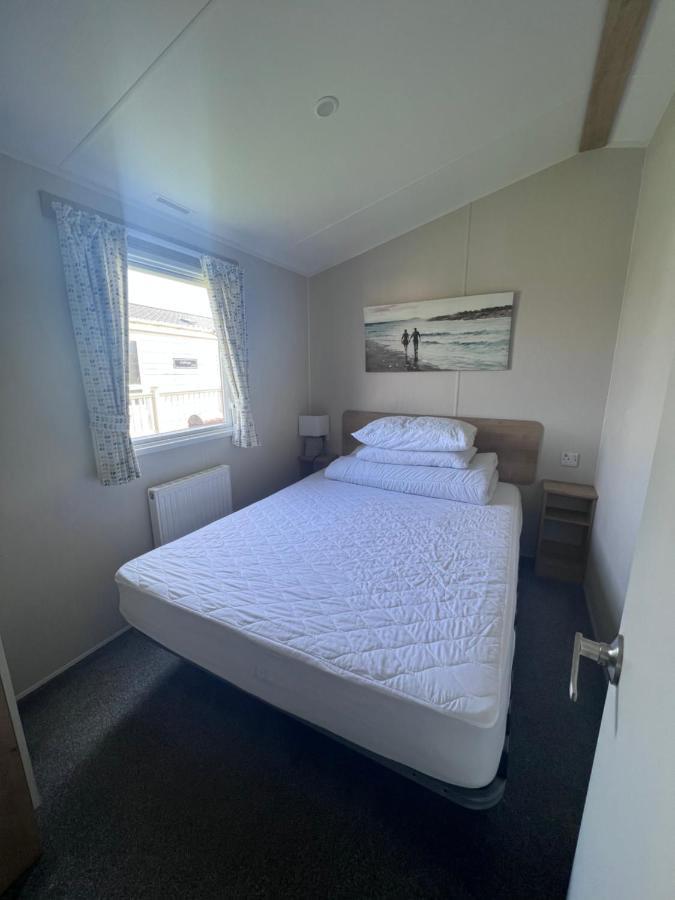 Three Bedroom Caravan Camber Exterior photo